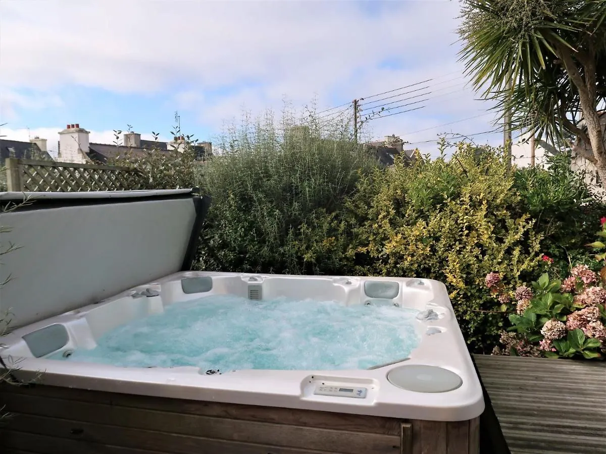 Holiday Home L'Air Du Large By Interhome Plouguerneau France