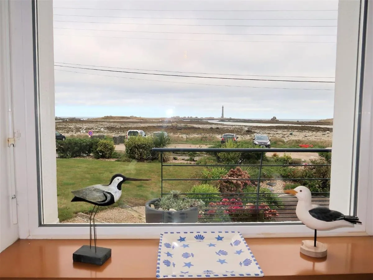 Holiday Home L'Air Du Large By Interhome Plouguerneau